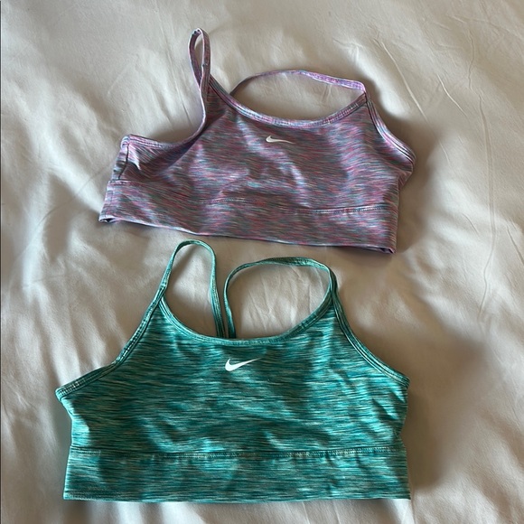Nike Sports Bra - Picture 1 of 4